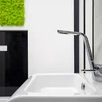 Διαμέρισμα Modern White Moss Center