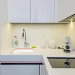 Διαμέρισμα Modern White Moss Center Κάουνας