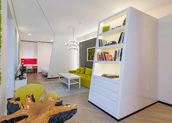 Modern White Moss Center Kaunas